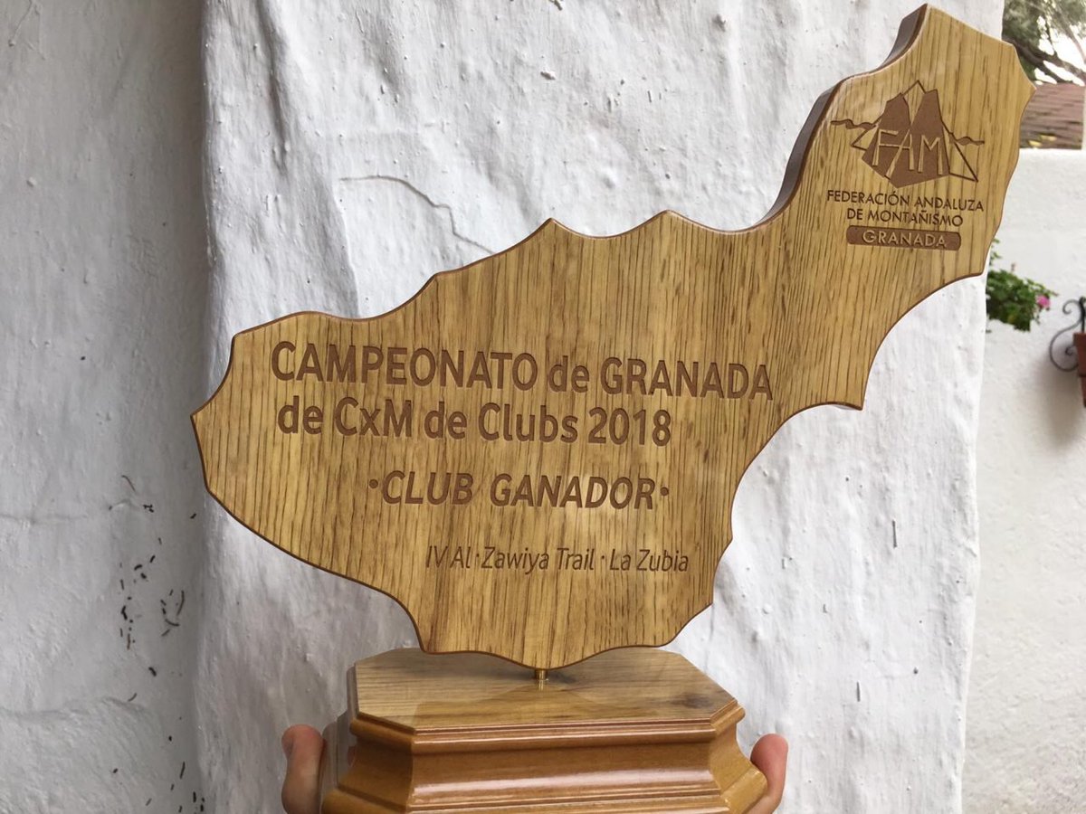 Gracias a estos maquinas <a href="/BichaTrail/">Bicha Trail&Mountain</a> somos campeones de CXM de Granada. Muchas Gracias!!! Habéis dado lo mejor.