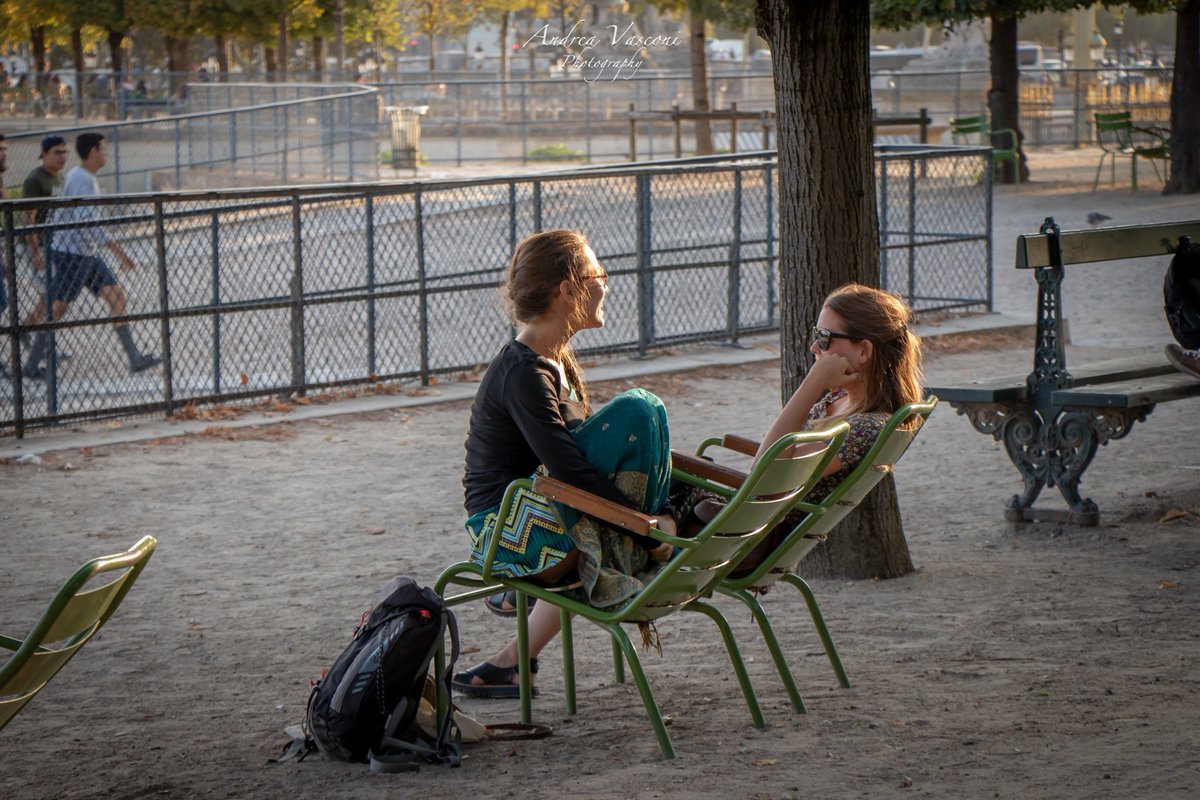 Paris, two girls in the park
#paris #girl #france #beautifuldestinations #magnumphotos #magnumphotos70 #somewheremagazine #lensculture #lenculturestreets #streetphotographyinternational #canon #canonitaliaspa #igers #igerseurope #igersfrance #igersparis #ig_paris #ig_france