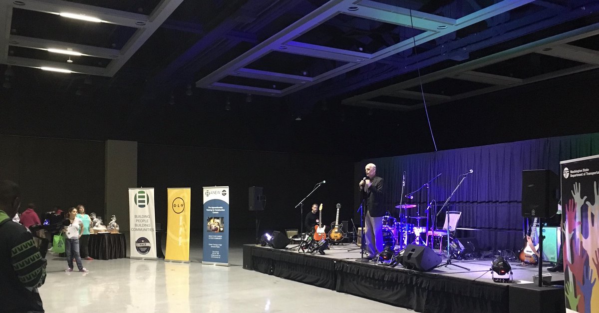 RepAdamSmith's tweet image. I had the honor of speaking at the @ANEWapprentice &amp;amp; @BldgTrdsUnions hosted event celebrating the importance of women in trade &amp;amp; apprenticeships. I will continue promoting programs, training &amp;amp; opportunities for women to gain economic success in non-traditional careers.