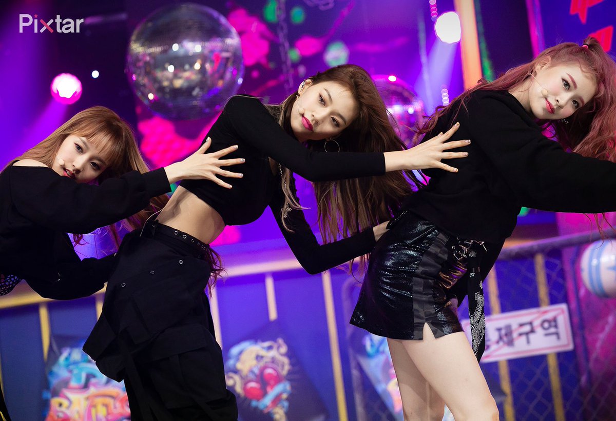 Pixtar_official's tweet photo. #위키미키 #인기가요 #WekiMeki #crush #INKIGAYO #pixtar https://t.co/0TuKnbgZ95