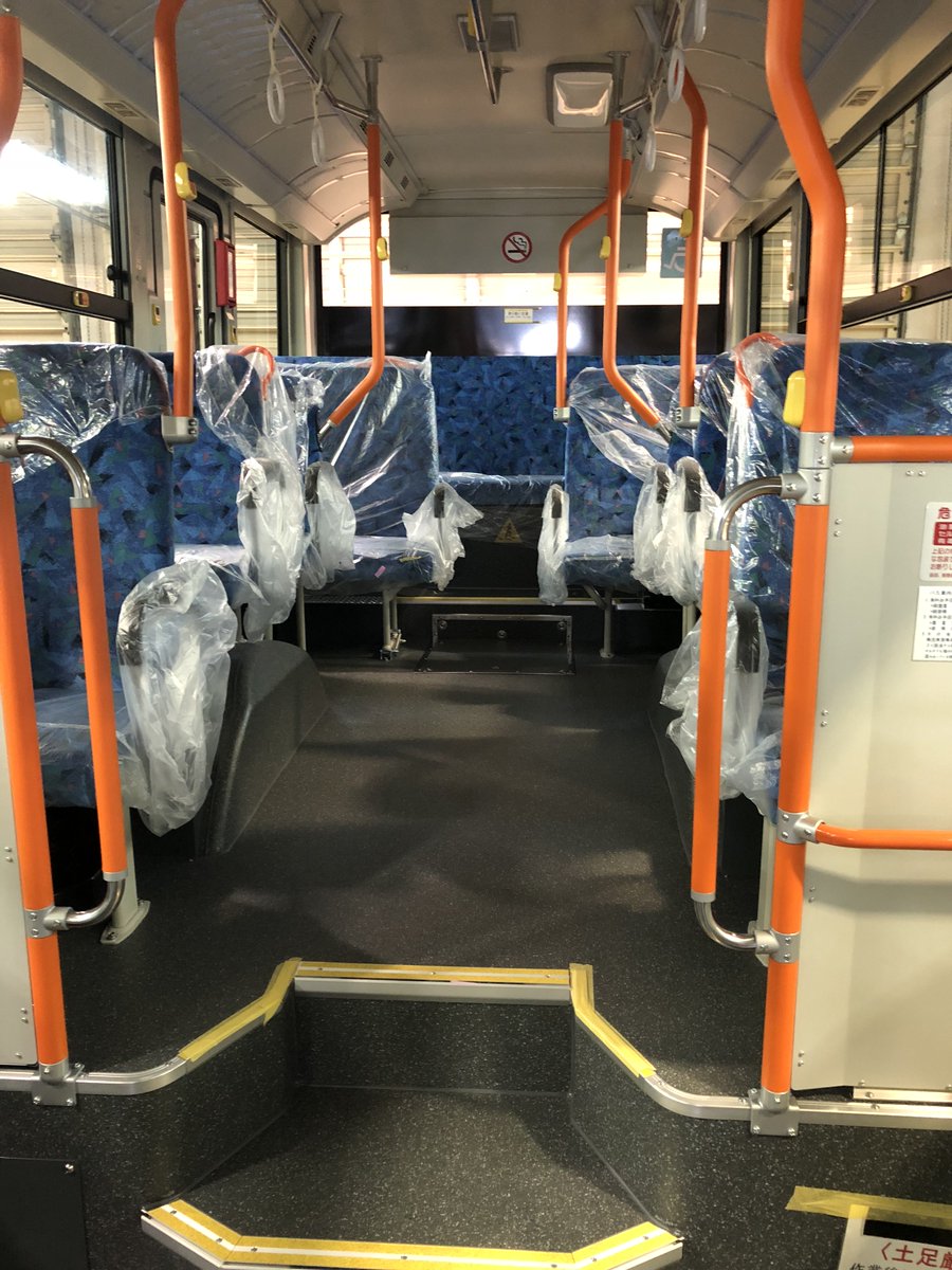 新潟交通 バス情報 公式 昨日に引き続き 路線バスの新車登録を行い 今年導入する計10台の登録が終わりました 残念ながら展示会は開催しませんが その分実際にご乗車いただき 乗り心地や従来の車両との違いをぜひお確かめください 新潟交通 路線