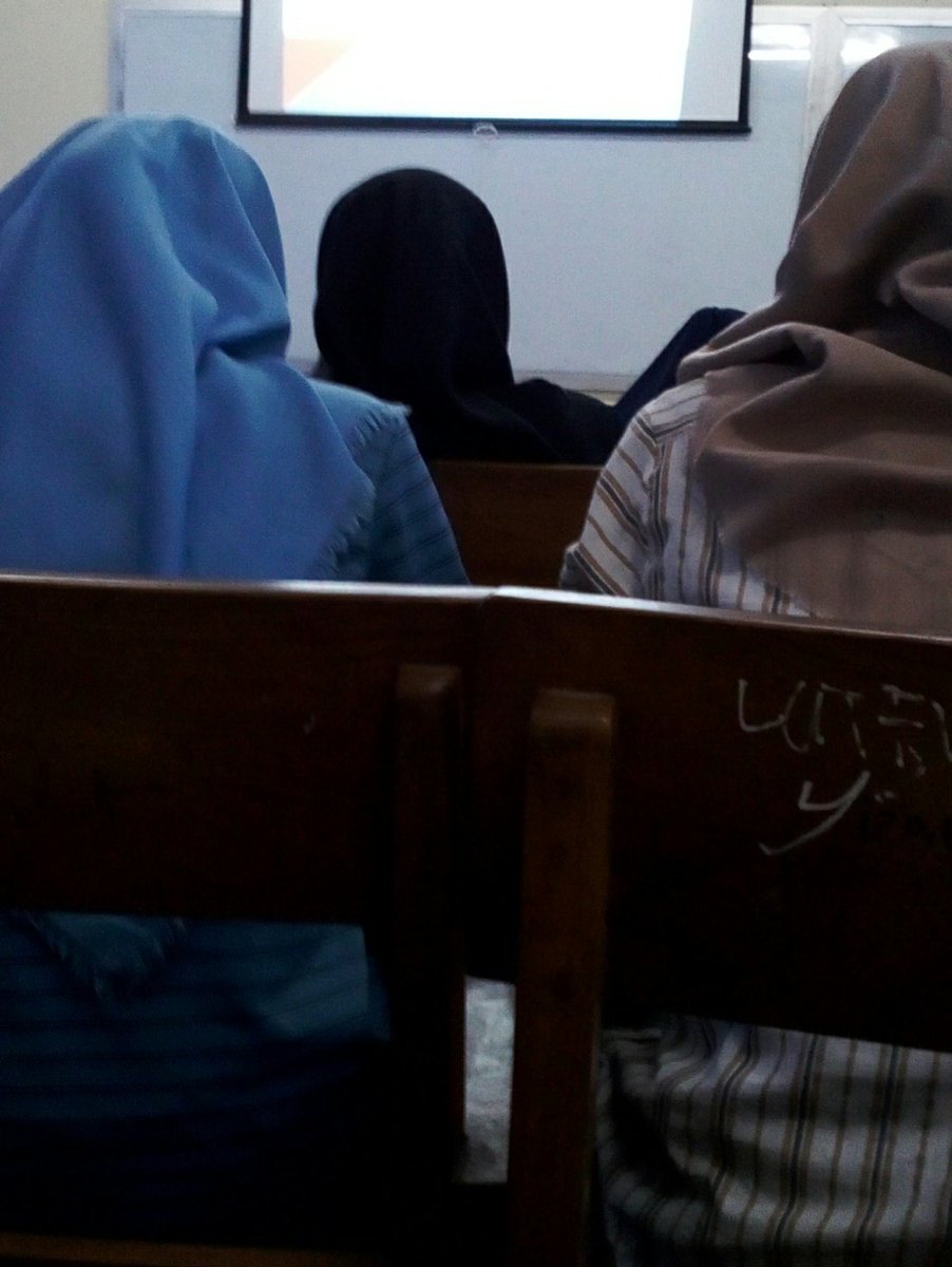 pemainwolupitu's tweet image. #Admin2 kuliah disek ben koyok admin 1 pinter e 😂😂