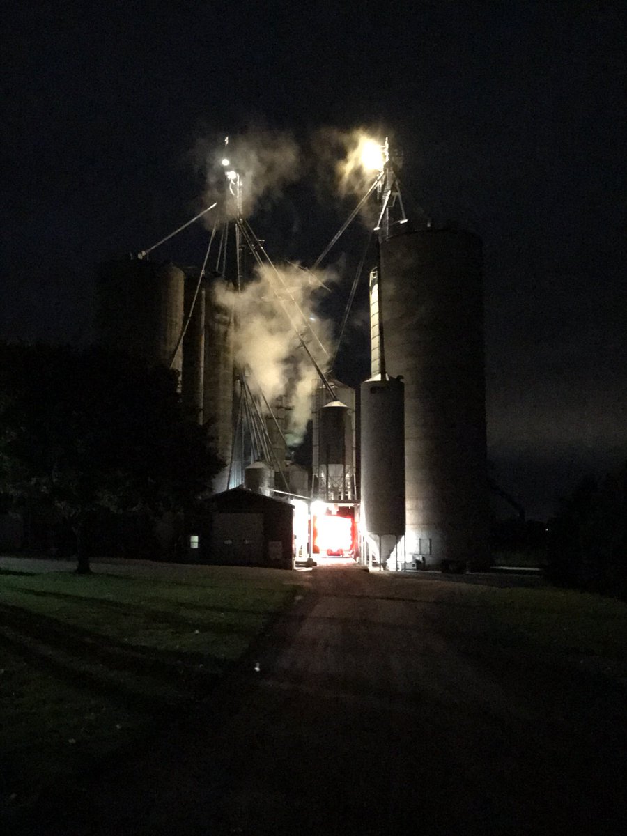 Got to love the sweet smell of corn drying... #Harvest2018 roll’s on