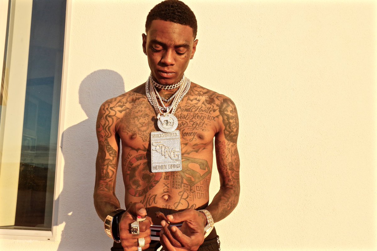 When I shoot my shot I don't miss 👀, image size:1200x799