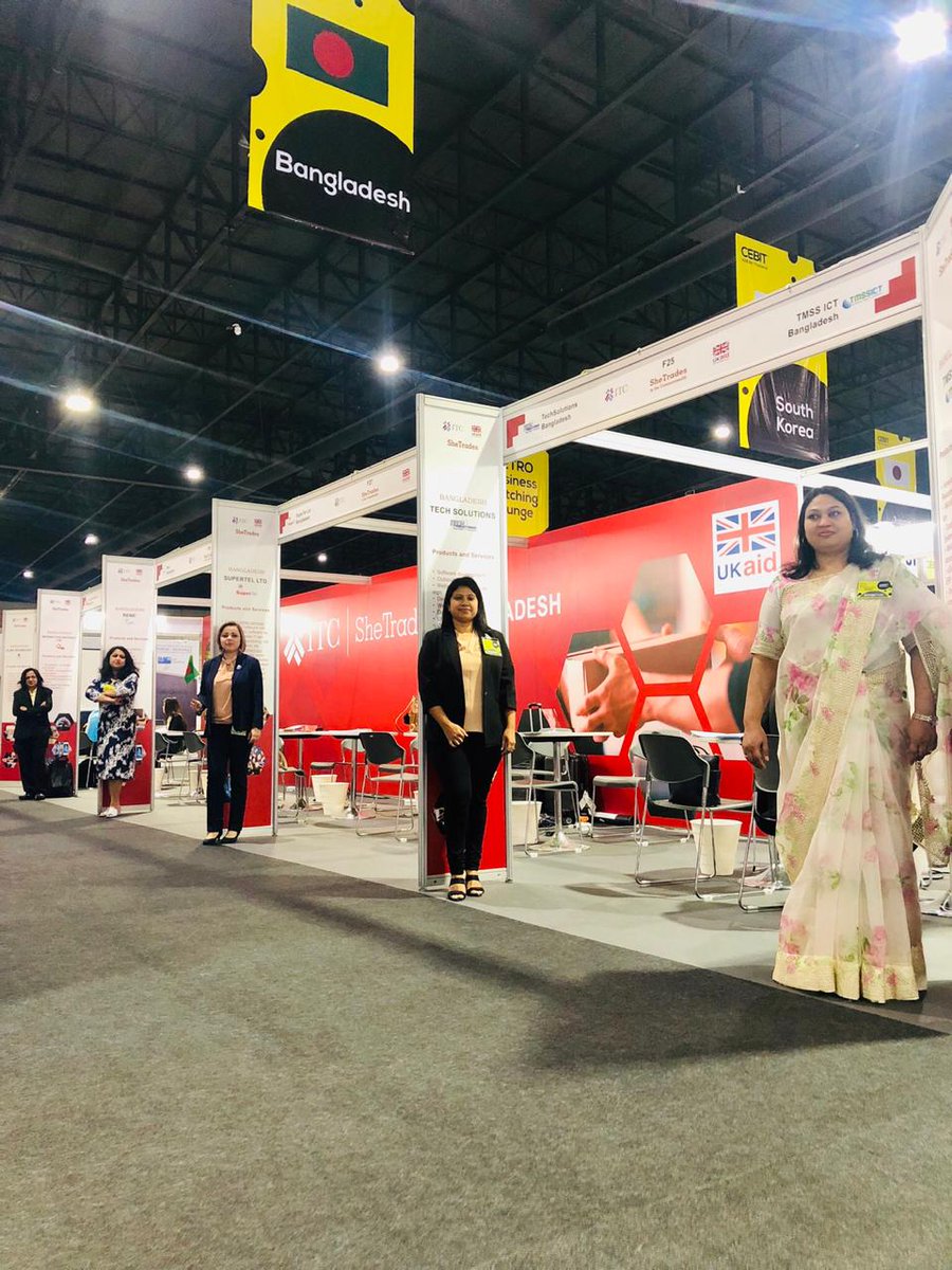 MichelleKristy_'s tweet photo. Greetings from #Thailand @ITCnews #SheTrades women entrepreneurs in IT #technology from #Bangladesh participated in #CeBITASEAN 2018 and made business transactions with new markets such as #Cambodia and #SouthKorea #southsouthtrade Many thanks to #SheTradesCommonwealth @DFID_UK https://t.co/GoBckOjBN8