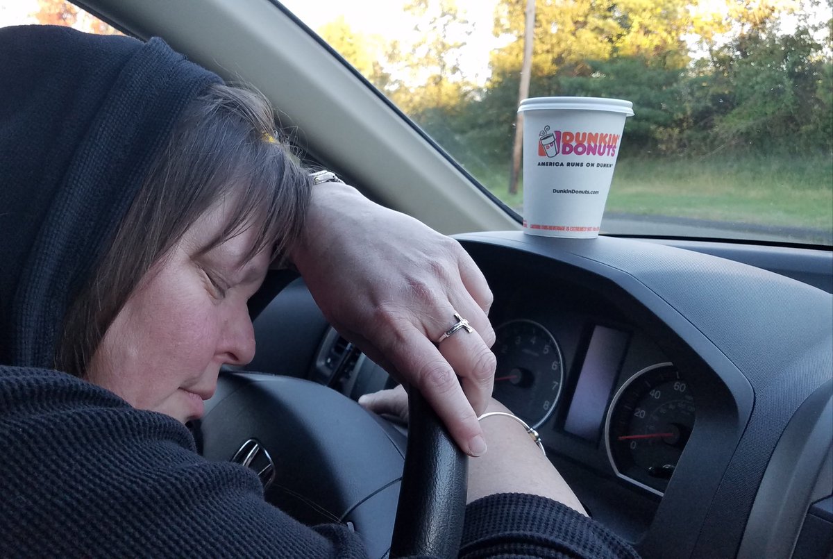 cowgirluos80's tweet photo. @TenorsMusic Still trying to get home from the last one. 
😳🚘😳 

#CoffeeReboot
#SevenHoursToGo
#EastCoastTraffic https://t.co/XfZ1kLS88x