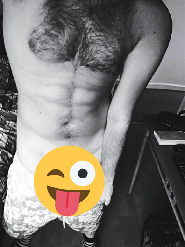 UltimateFindom's tweet photo. I’m on Kik for a bit tonight. Message me at TheUltimateFindom, but don’t dare message without a tribute 😏 #tribute #kik #findom #paypig #paypiggieneeded #walletdrain #walletrinse @RTDIABLE @RTSlutt @RT_B1TCH @RTGoddessPromo @ShrunkBoy https://t.co/RAZYLeVYpa