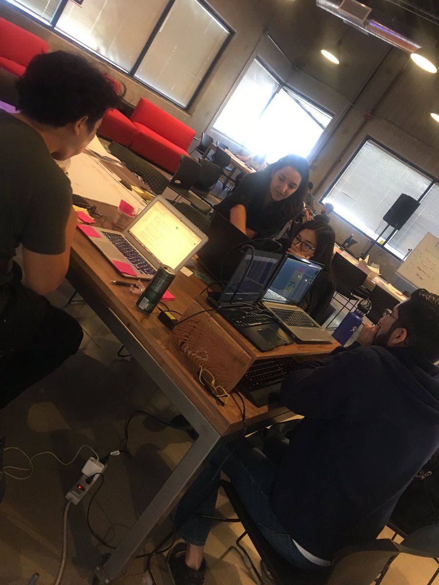 Finalllllll streeettttccchhhh! <a href="/sw_losangeles/">SW Latinx in Tech LA</a> #latinxtech pitch coaching in progress!  We are 3 hrs away from final presentations!! <a href="/KaporCenter/">Kapor Center</a> <a href="/ToolboxLA/">Toolbox LA</a> <a href="/techstars/">Techstars</a> <a href="/MakeinLA/">Make in LA</a> #LosAngeles #LongLA