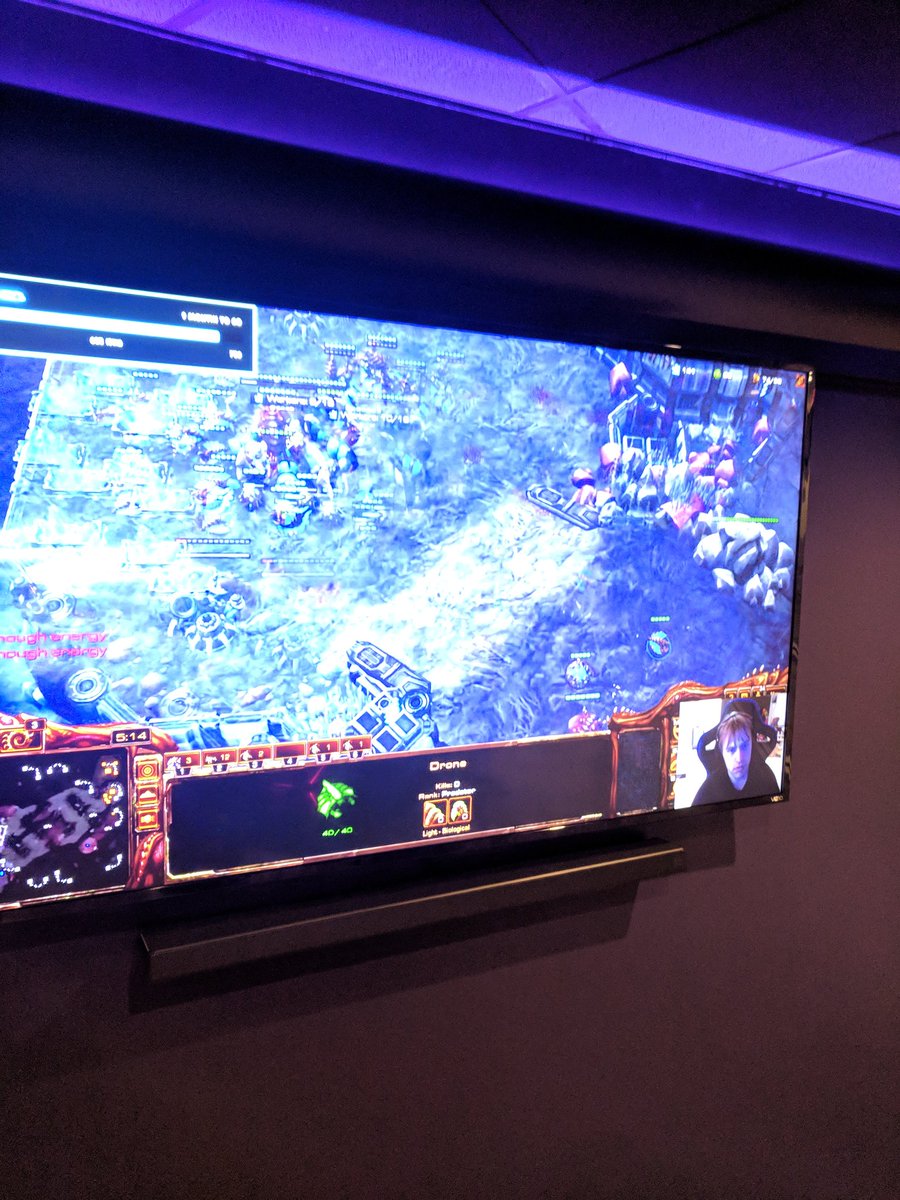 Watching <a href="/BioiceSC2/">Jackson Wroblewski</a> on the big screen. twitch.tv/bioice