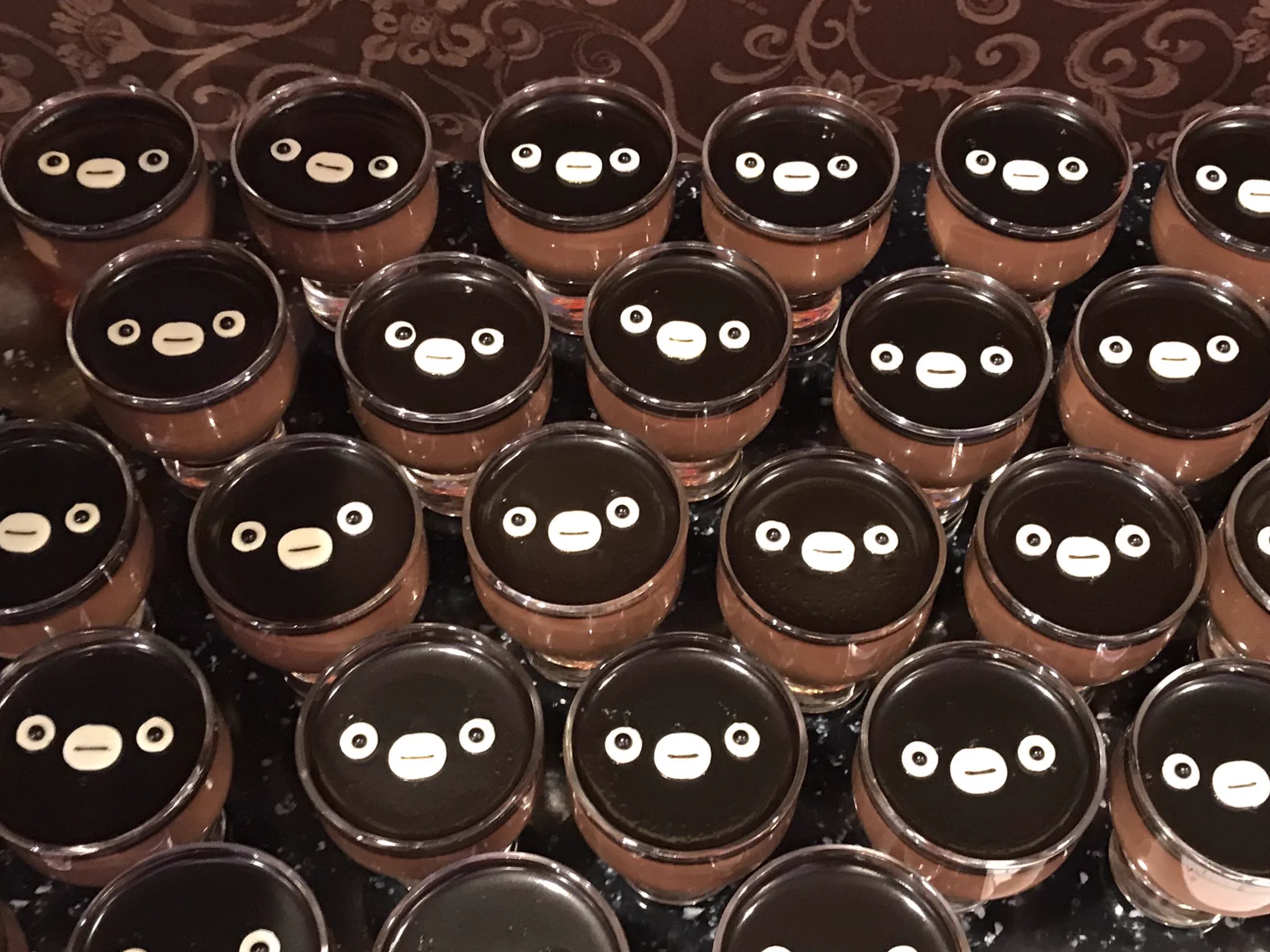 マジかｗｗSuicaのペンギンが、スイーツになってます！！こりゃ可愛いｗｗ