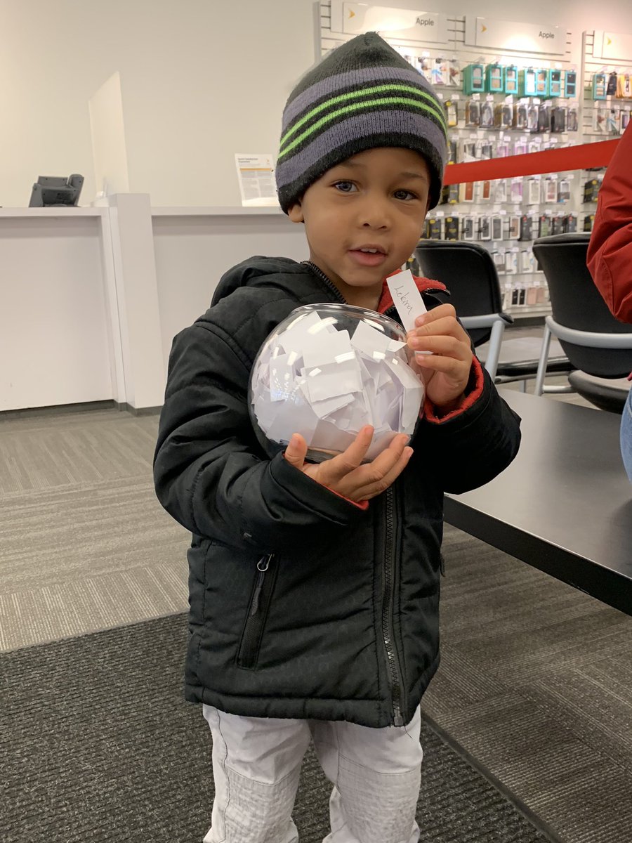 Zel_Musa's tweet photo. Cleveland District battles on Sunday’s! Thank you everyone for working hard today.There has to be 1 Winner! I would like to thank Erik for helping me pick out today’s winner! LeKira Lewis from Mentor! Prize will be delivered this week. @sprintbrooklyn1 @OdieSprint @mark_nachman https://t.co/JNurfSY0ti