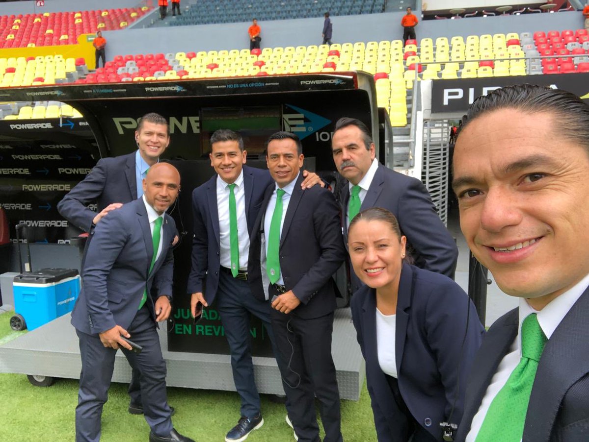 Comisión de Árbitros tweet media