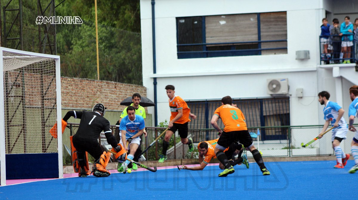 HockeyMUNIHD's tweet photo. #THMC208 #02F08F #CiudadB 3 Vs #banfield 1 en #CCBAHockey By #MuniHD
#MuniB se queda en la A - 2019 https://t.co/oHcrbMBshj https://t.co/F3ApzbQhpa