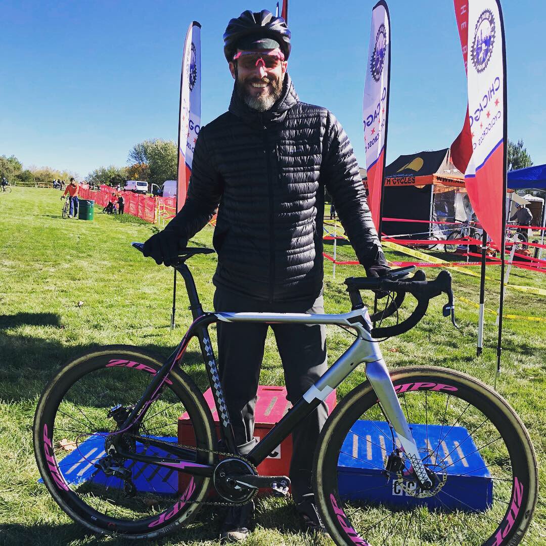 ChicagoCyclocrossCup (@chicrosscup) on Twitter photo <a href="/HanzWable/">Hanz Wable</a> and his custom painted <a href="/tuxedothunder/">Tuxedo Thunder</a> Ridley stole the show today #bowtieordie #cccwhipoftheweek #ABDcx <a href="/HanzWable/">Hanz Wable</a> and his custom painted <a href="/tuxedothunder/">Tuxedo Thunder</a> Ridley stole the show today #bowtieordie #cccwhipoftheweek #ABDcx