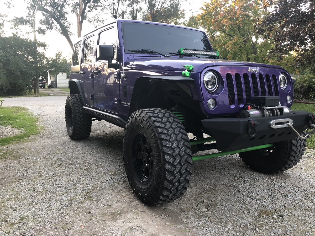 Huge thanks to Master Jeep Builder <a href="/thundercon_jk/">Bobby 0lllllll0</a> for cutting off the stock brackets and installing my Artec brackets and my System 7 steering system. #Artec #System7 #Hoosierwheelers #jeepmods <a href="/THEJeepMafia/">The Jeep Mafia</a> @Jeep_Girl1974 @joeblow745 <a href="/JeepPaparazzi/">Jeep Paparazzi</a> <a href="/Steinjager/">Steinjager</a> @metal_spinning