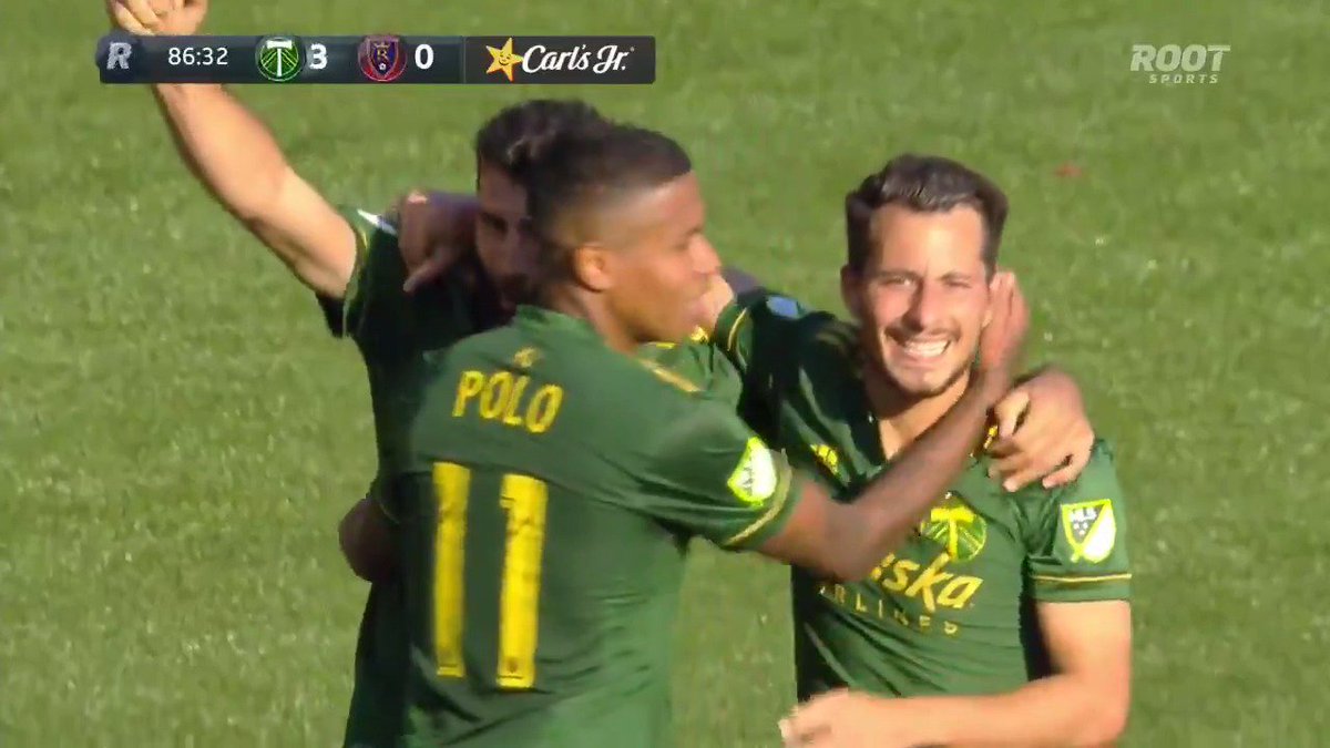 Lucas Melano ➡️ Sebastián Blanco. #PORvRSL #RCTID https://t.co/2vku3wIpBk