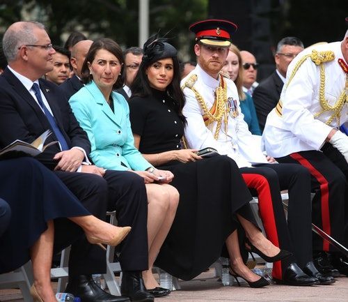 HealthCareMagUS's tweet photo. Meghan Markle Is "Resting" On The Royal Tour Because Making A Bab - https://t.co/hqzIEC6Kh6 #health https://t.co/CwTg5BZ5bc