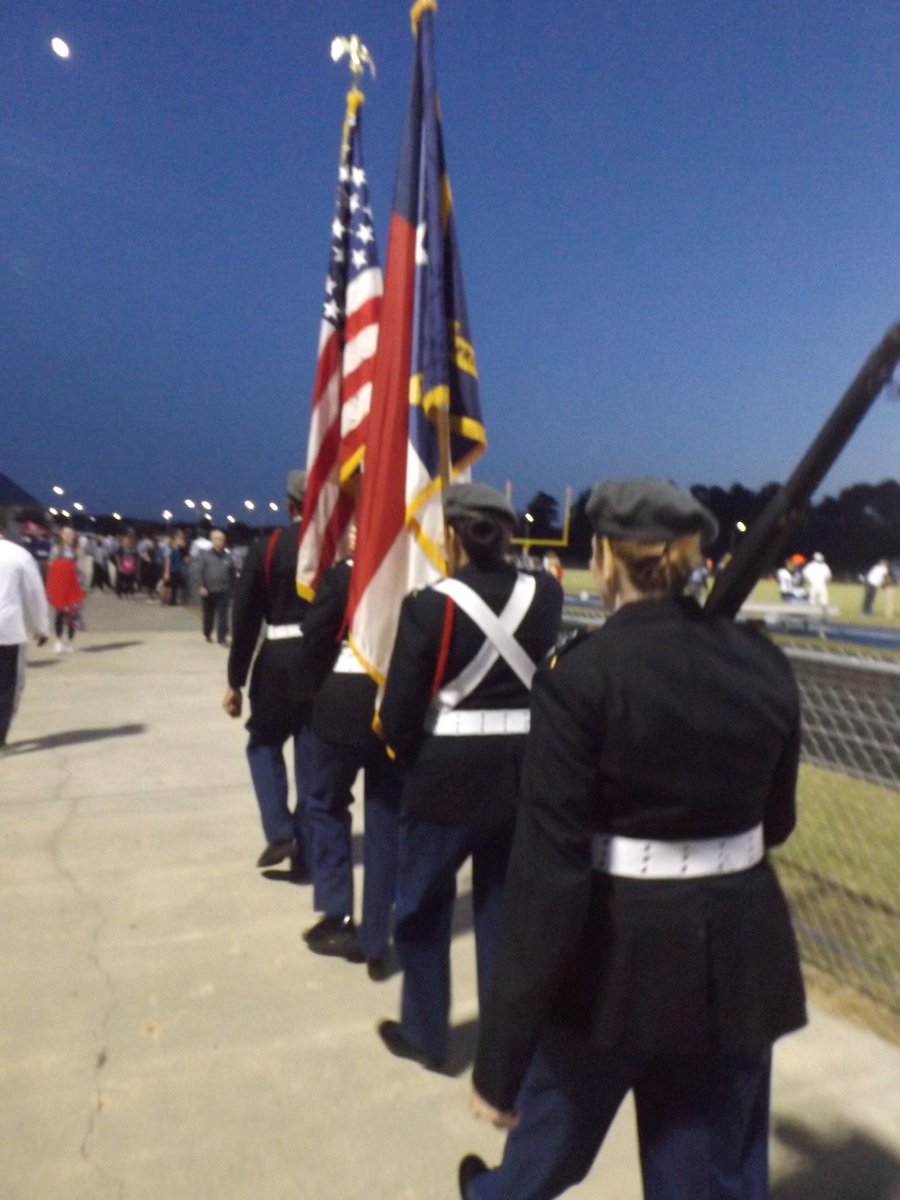 Cleveland vs Clayton game 35-22
#pushupsquad #colorguard