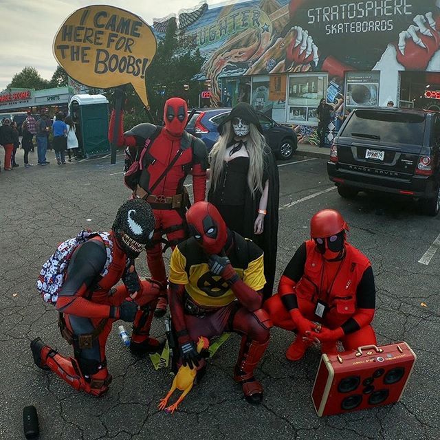 The squad
@l5patl 
Little Five Points Halloween Parade

Photo by @peruvianmadness  #deadpool #deadpools #deadpoolcorps #deadpoolcosplay #ladydeath #venom #littlefivepoints #littlefivepointshalloweenparade #l5phalloweenparade ift.tt/2S4FMpf