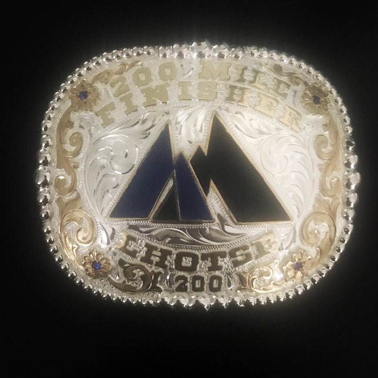 LongRunLiving's tweet photo. New buckle just came in...big thanks to the Lhotse 200 🙏⚡️👟 Fat adaptation can make the real long stuff much more manageable, here is my new free eBook on fat adapted running ➡️ https://t.co/JYhSQsnsP6 thanks for reading! 🙏 #ultrarunning #trailrunning #ultramarathon #fatasfuel https://t.co/XLbhJEgcx5