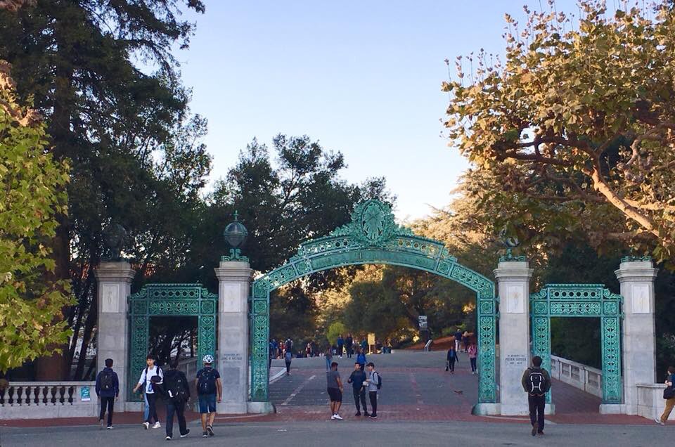 Fake news, media literacy, political communication. New experience, new people. And new place <a href="/OnMediaStudies/">On Media Studies</a> <a href="/UCBerkeley/">UC Berkeley</a> at #ICCMS18