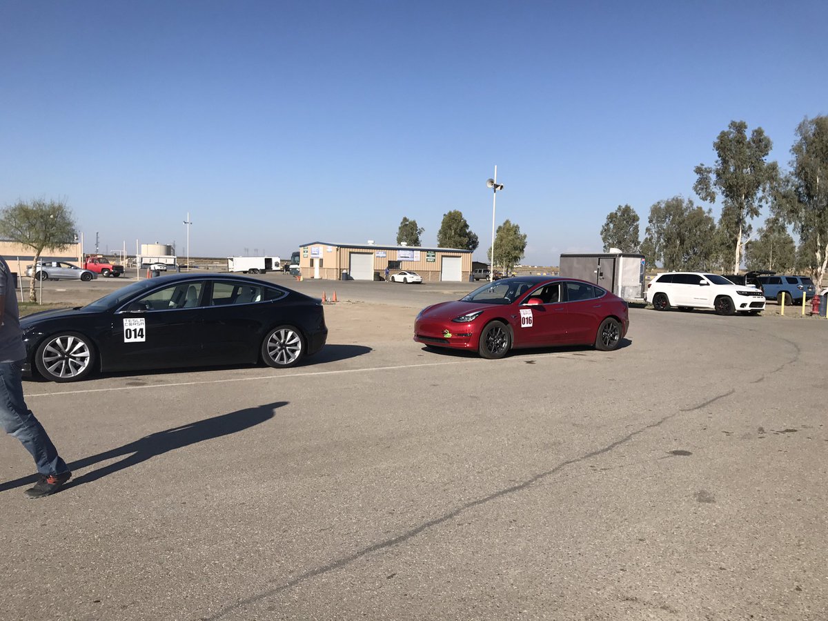 Sofiaan's tweet image. More photos from today at #ButtonWillowRaceway