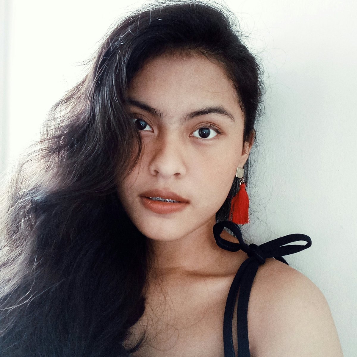 ikaaayikaaay's tweet photo. #NewProfilePic #CurlPower #AngArte #HashtagHashtag #AngJejemonNgHashtagPeroPakeMoBa https://t.co/M4hWvilwVU