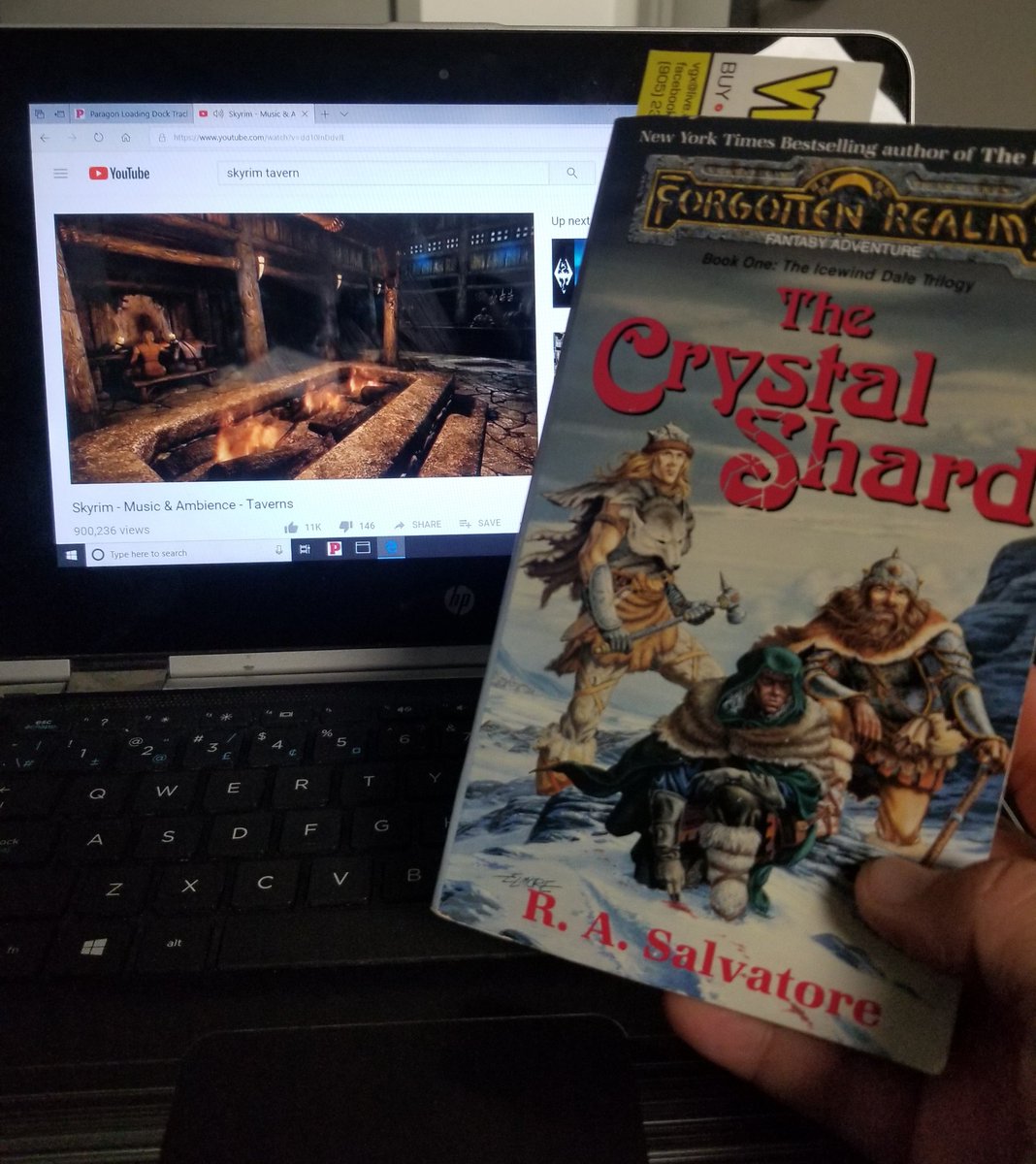 FrappMocha's tweet photo. Reading The Crystal Shard with Skyrim Tavern music in the background @ work 😁

Have a great start of the week everyone 👊🕹🎮

#ForgottenRealms #medieval #Fantasy #Skyrim https://t.co/CvkqYwuZX6