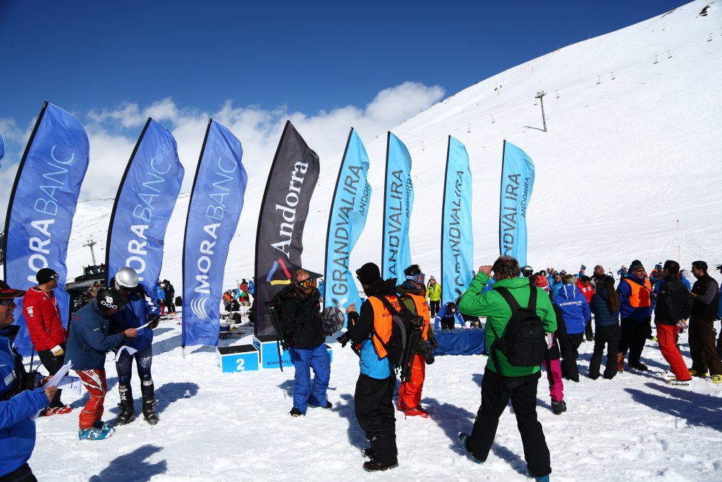 diariandorra's tweet photo. Grandvalira se salva @grandvalira https://t.co/KkaQXZBfsq https://t.co/fIQ2sJtdvX
