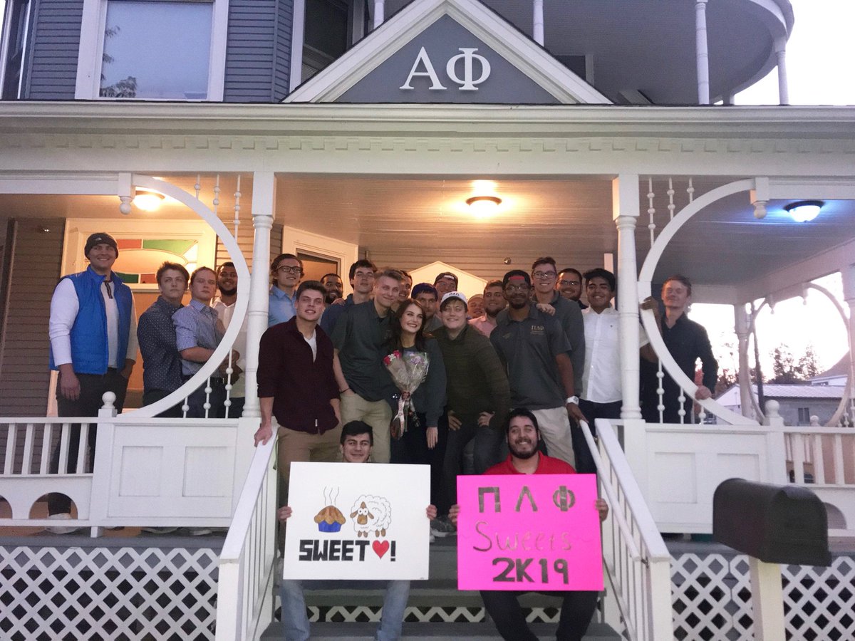 Thank you <a href="/AlphaPhi_EtaPsi/">Alpha Phi EWU</a> for giving us such an amazing sweetheart!! Can't wait to spend the year with you <a href="/SydneyBathurst/">Sydney Bathurst</a>!