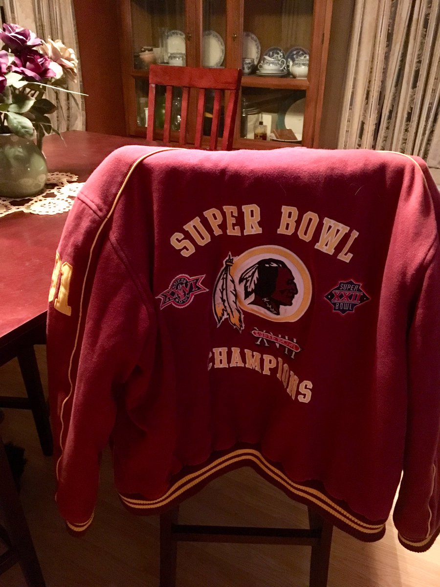 jase97's tweet image. It’s cold enough for my Redskins Jacket!!  #OutofStorage. #HTTR4LIFE