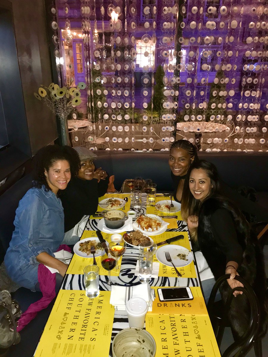 tweeterjain's tweet photo. Made new friends and ate 500 pounds of crack* and cheese. What a night. Gbless. #SeaportFoodLab
*mac
(thanks @NikkiStoudt) https://t.co/ovJNADCXo2
