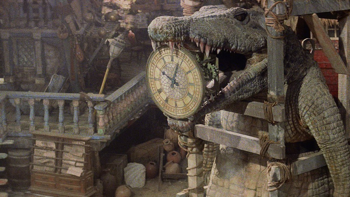 Hook Movie Fan Community on X: Save the Croc Tower ! The clock stopped at  10:04. Happy #BTTF day !  / X