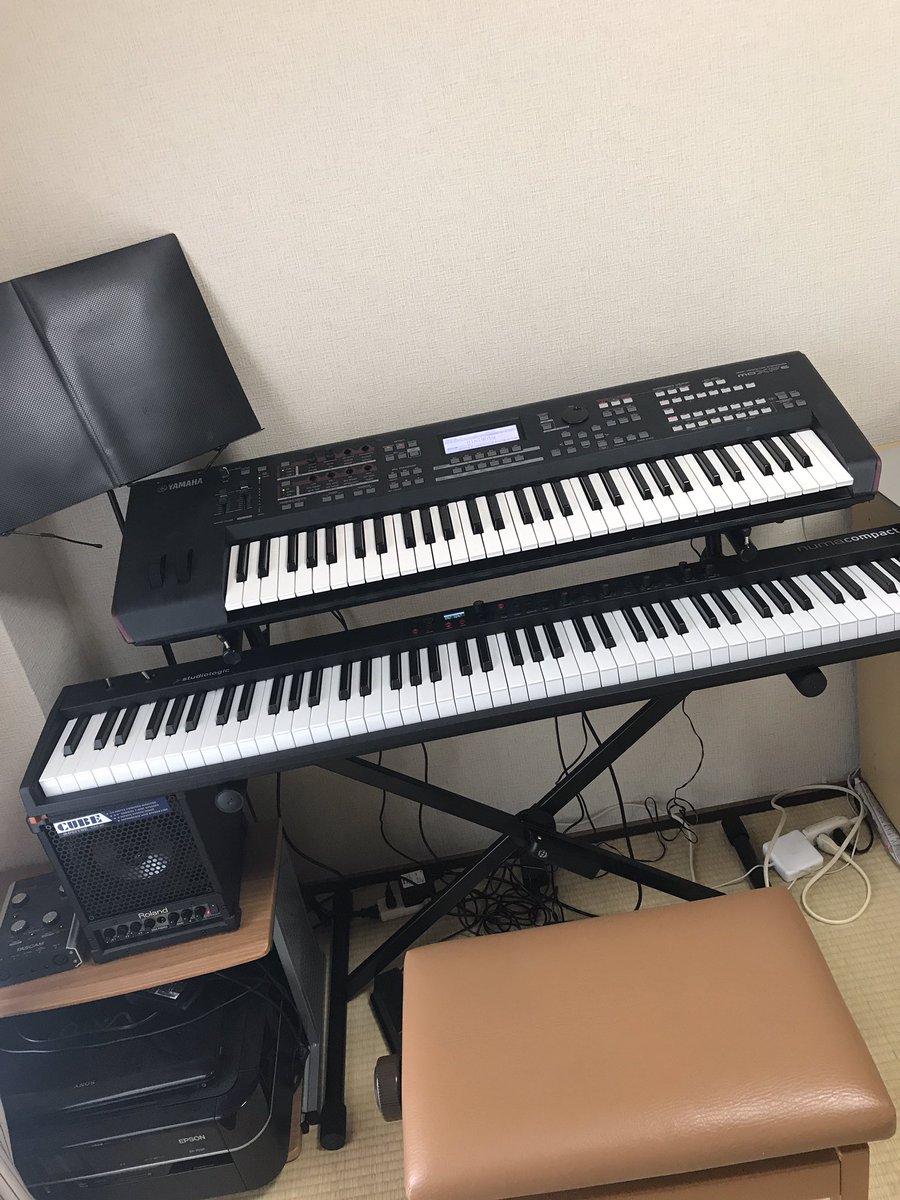 かわいい! キーボード シンセ 二段スタンド econet.bi