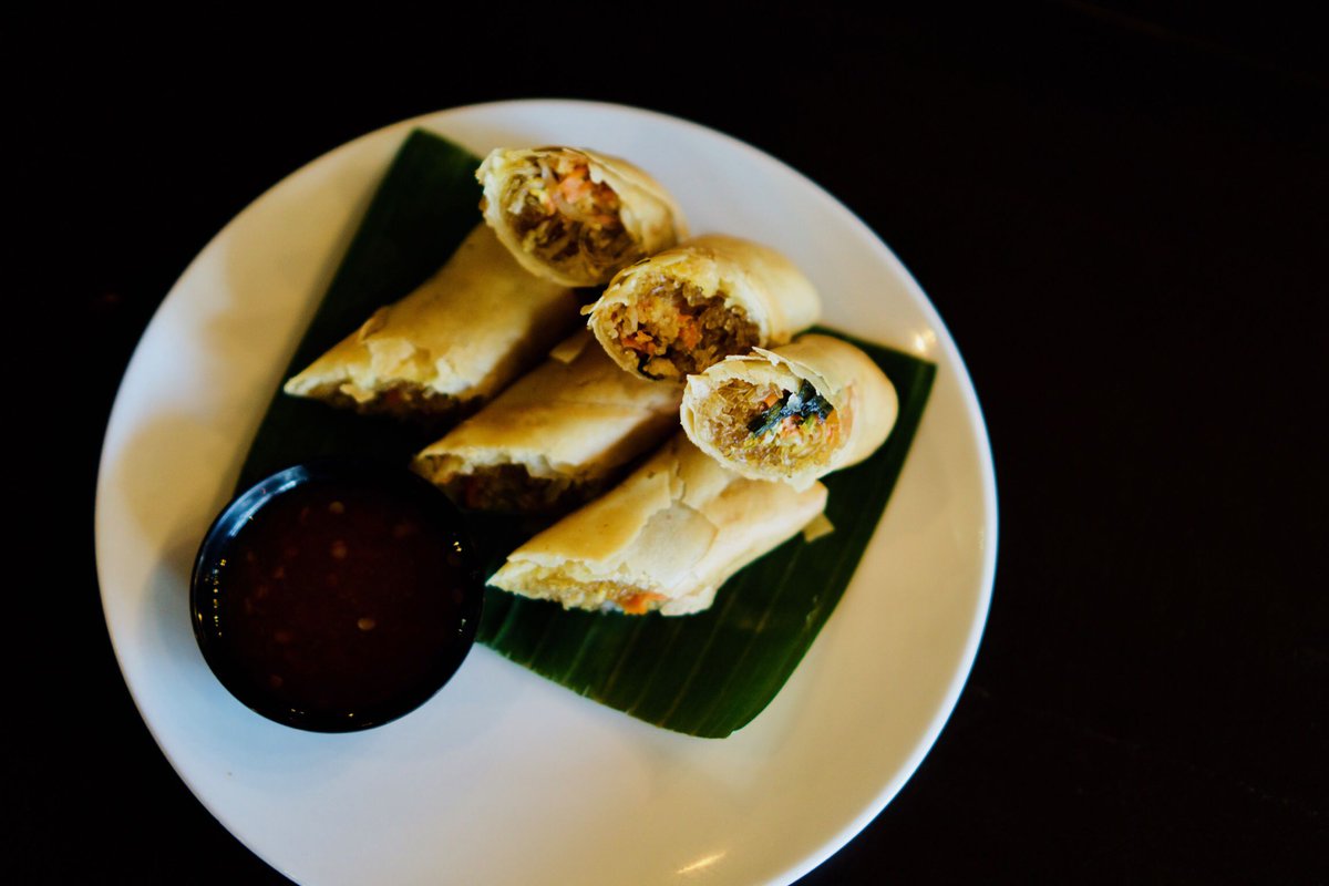 #ปอเปี๊ยะทอด #springrolls #thaifood #thaicuisine