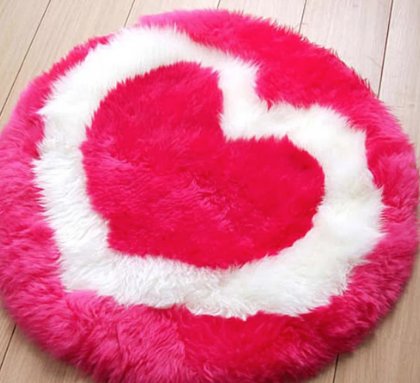 ecowool_nz's tweet photo. Got a gorgeous little one on the way? Add a pop of vibrant colour to a bedroom or playroom with this gorgeous pink Heart rug! https://t.co/AHcb66Nj6y #Ecowool https://t.co/HUXPhYNzwI