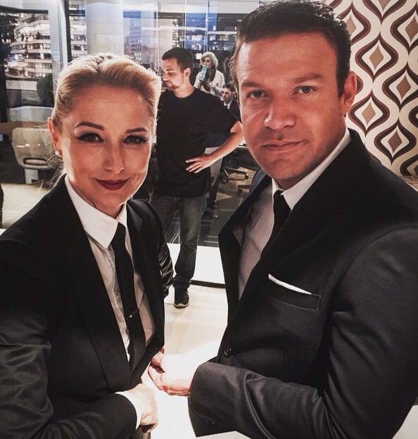 GUYS, I have a major urge to create a Logan account.

But, where are the active Saw memebers hiding? 

L o o k at 

H i m.