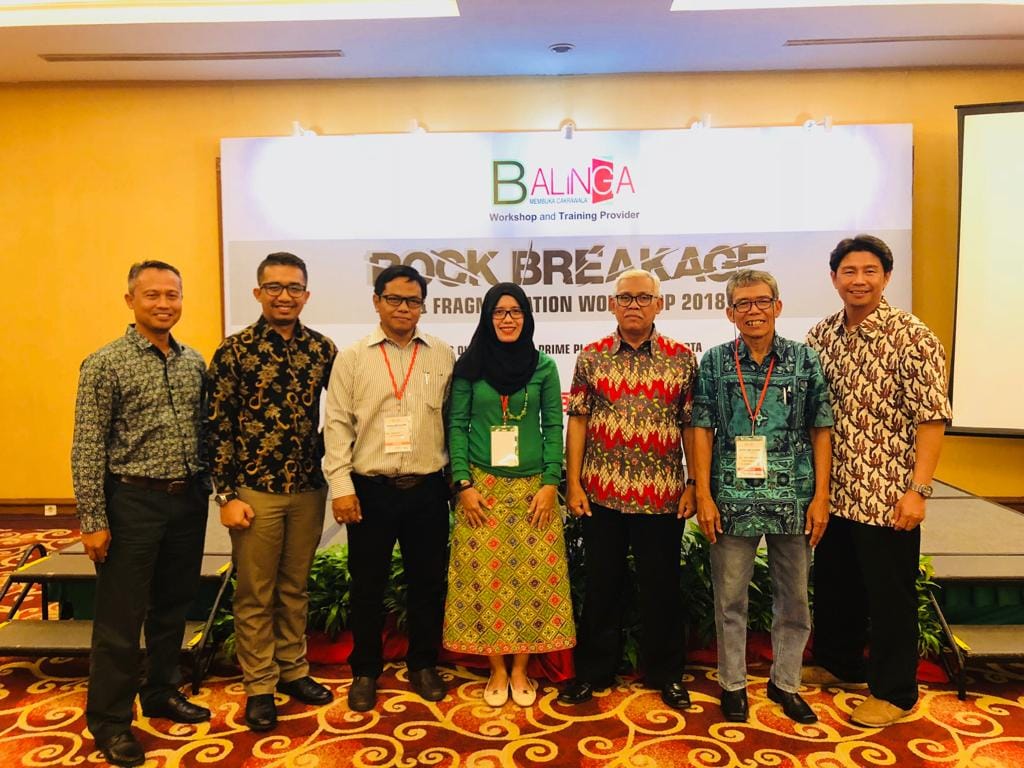HASEnvironment1's tweet photo. #hasenvironmental #monitoringkualitasair #monitoringdebu #monitoringkebisingan #deteksidinikebakaranhutan #kalibrasi #monitoringemisi https://t.co/3QQtk9kqV8