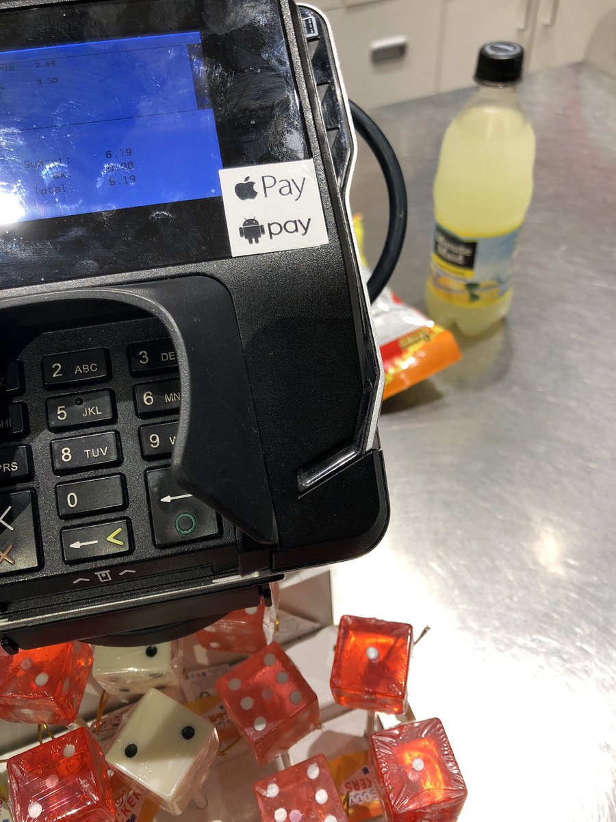 reneedoeschecks's tweet photo. Oscar’s snacks.  @sbcMegan you are good to go at the stratosphere for #TeamDevices! #PaymentsRace #teamchecks #m2020 @checkflochecks https://t.co/7sSATqT8cP