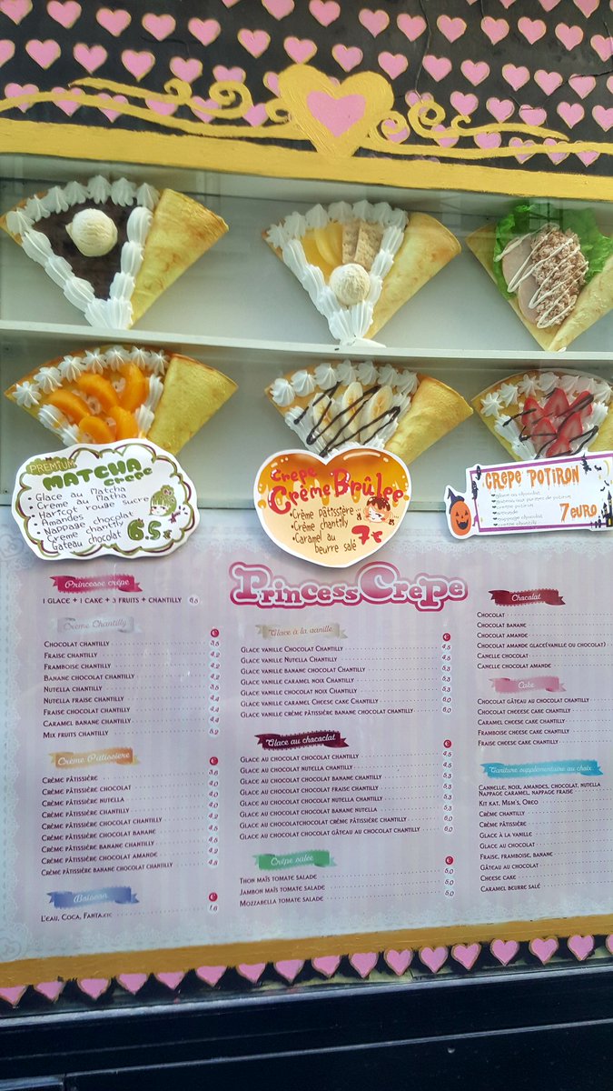 japonenfamille1's tweet photo. Hier balade sur #paris et petit arrêt à #princesscrepe. Trop bon. Et la deco super #kawaii https://t.co/Mb01xM0bi7