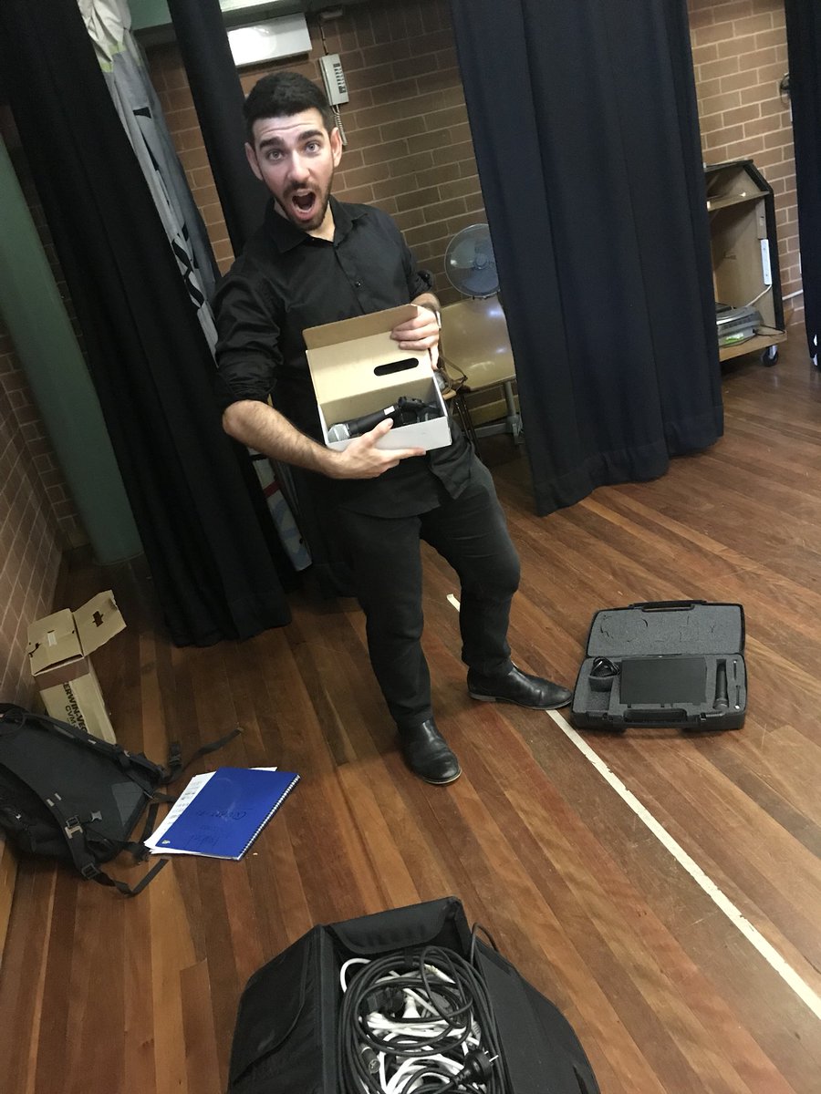 sandiford_cait's tweet photo. Learning on the job from the #techmasta himself, @Connor_Malanos with his portable PA setup #SCMTME https://t.co/fWx11Wa96u