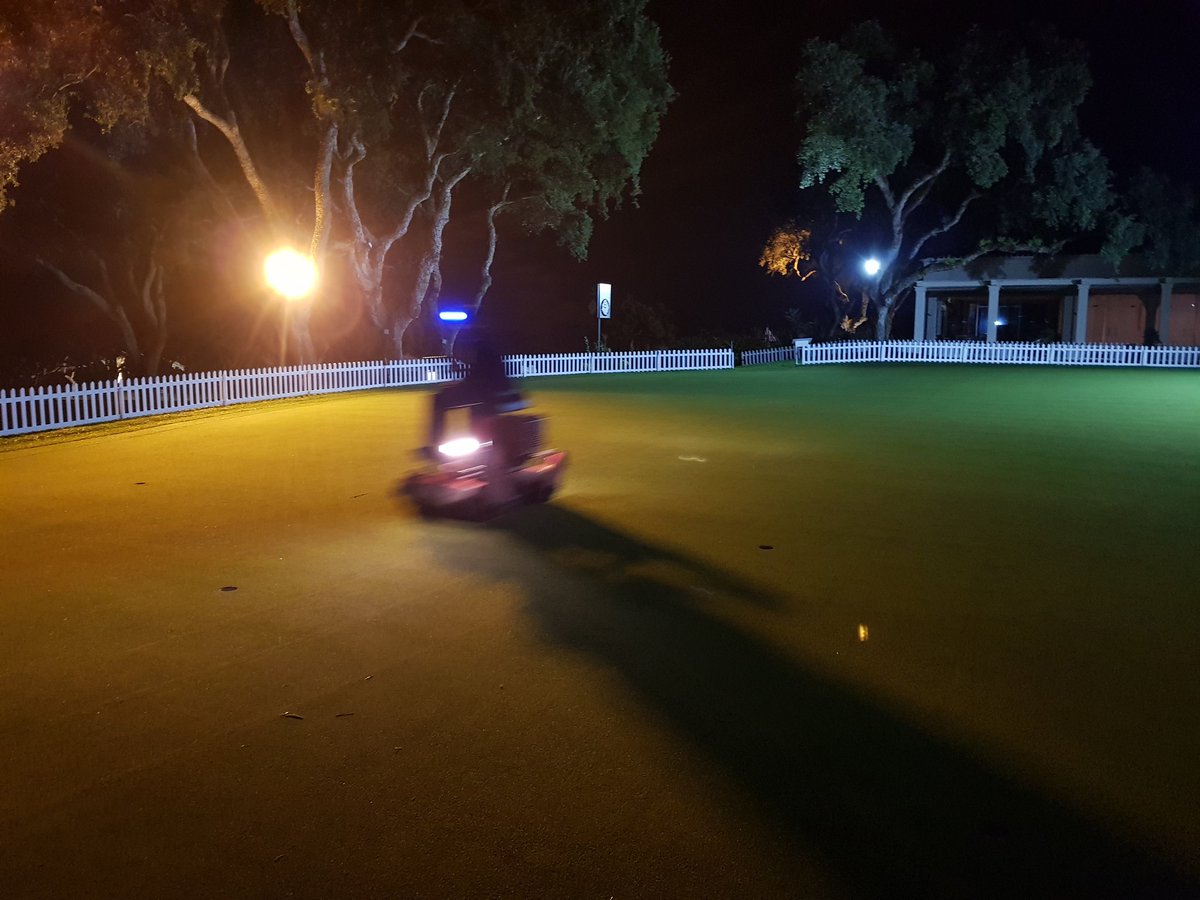 AgronomyRCV's tweet image. Don&apos;t worry we are here! #greenkeepers @RcValderrama monday @valderramasters #ValderramaMasters @EuropeanTour @Tengolf @MovistarGolf @Andalucia_Golf @GolfCircus @Sotogrande_Info @MyGolfWay @TheSergioGarcia @gfcgolf @golflick @AJJESPI @golfinspain @golfindustria @GCSAA @BIGGALtd