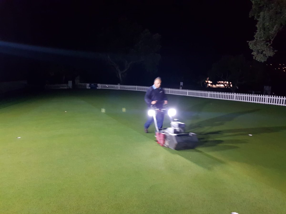 AgronomyRCV's tweet image. Don&apos;t worry we are here! #greenkeepers @RcValderrama monday @valderramasters #ValderramaMasters @EuropeanTour @Tengolf @MovistarGolf @Andalucia_Golf @GolfCircus @Sotogrande_Info @MyGolfWay @TheSergioGarcia @gfcgolf @golflick @AJJESPI @golfinspain @golfindustria @GCSAA @BIGGALtd