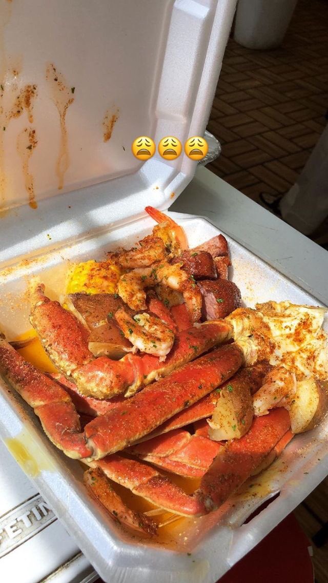 TanericaB's tweet photo. How can you not love seafood?🤤 https://t.co/Uy57xM6QE9