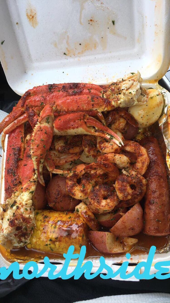 TanericaB's tweet photo. How can you not love seafood?🤤 https://t.co/Uy57xM6QE9