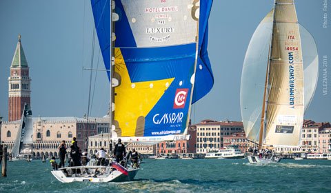 NauticaReport's tweet photo. #CompagniadellaVela: #conclusa la XI #Veleziana con il #record di #iscritti e di #tempo di #percorrenza https://t.co/4zoEyGlizz https://t.co/yB6HW6q1tr