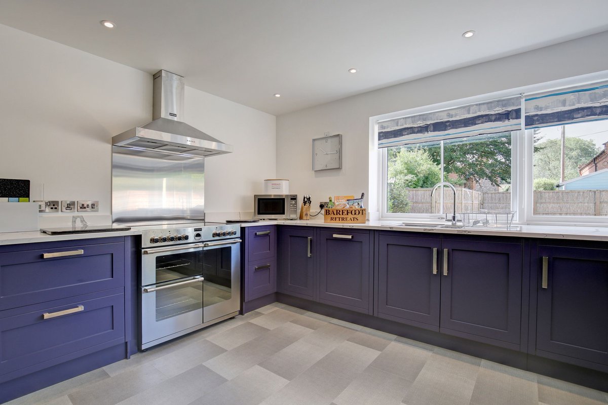 kitchen_real's tweet photo. Did you know at the #RealKitchenCompany we can customise your kitchen in a paint colour of your choice?
#RealKitchen #RealKitchenCompanyLtd #DesignerKitchen https://t.co/NSVrgpfoiB