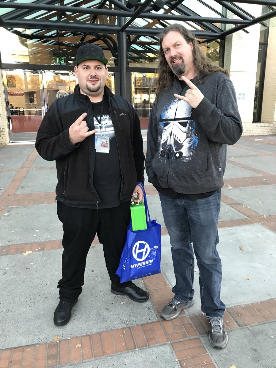 MannaSummons's tweet photo. My childhood homie @SavageRetroMeza meeting #RetroHereos! #PRGE2018 @MetalJesusRocks @PatNesPunk @johnblueriggs @GamingHistorian https://t.co/ShKh3cdyqg