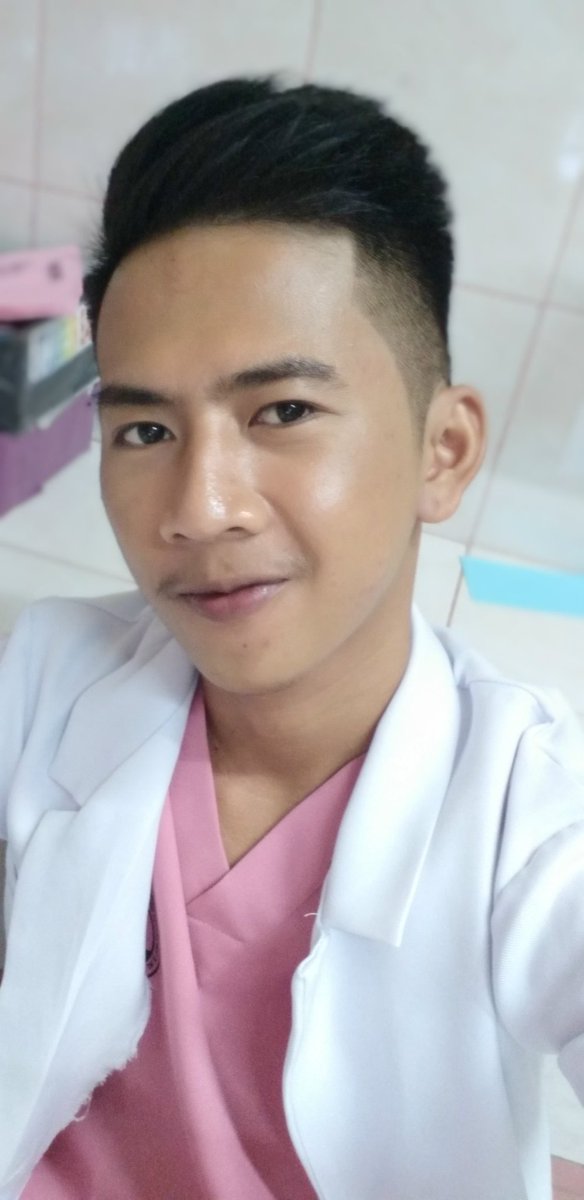 JMmha's tweet photo. Seems Im losing my appetite of being a medical practitioner. Can anyone inject me again with dose of compassion? If not direct me in something interesting https://t.co/xoHNxDQWwg
