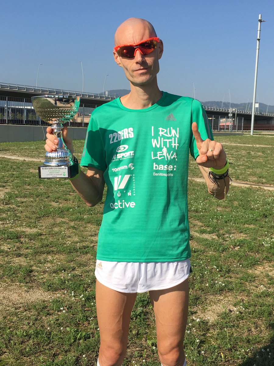 Bvsport_es's tweet image. Nuestro @juanpedro_mora consigue ganar los 🥇 10km de Viladecans, dejando así claro que vuelve a estar a tope para sus próximas competiciones 👏🏻👏🏻

🔝🏃🏻Material utilizado de Bv Sport: bit.ly/2JebSLa

#BvsportAthletes #iusebooster